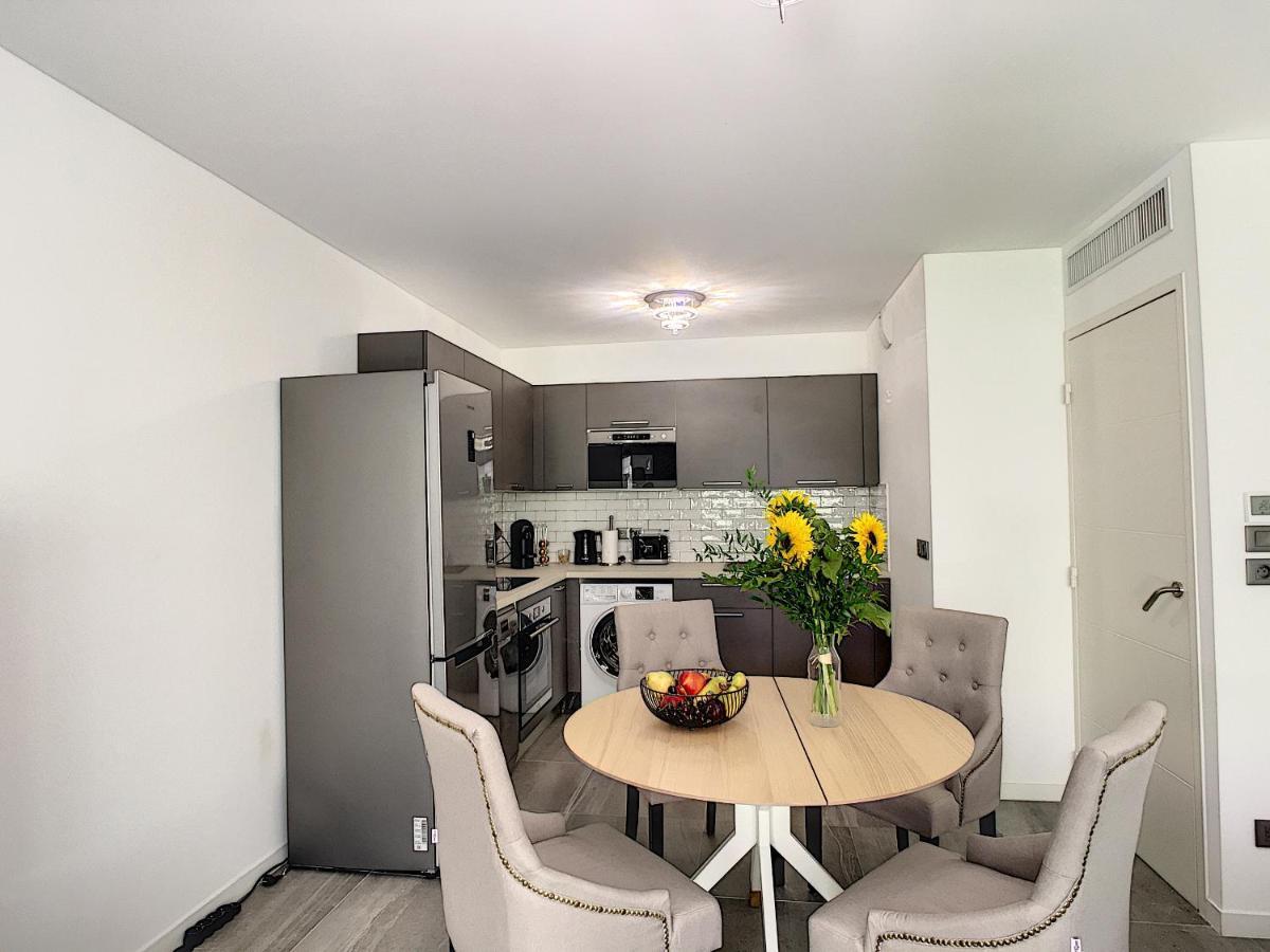Palm Beach Apartment With A Pool In The Residence 칸느 외부 사진